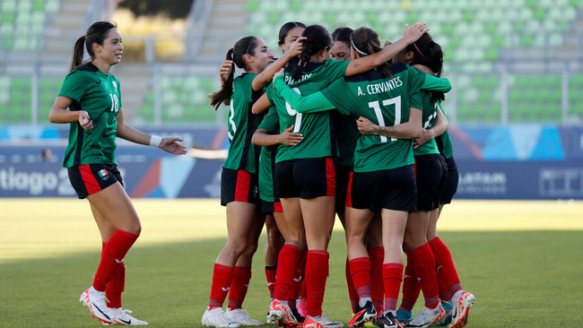 Selección femenina de fútbol de México gana medalla de oro en los panamericanos de Chile