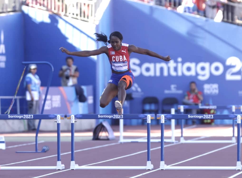 Atletas cubanos escapan después de su participación en los Panamericanos de Chile.