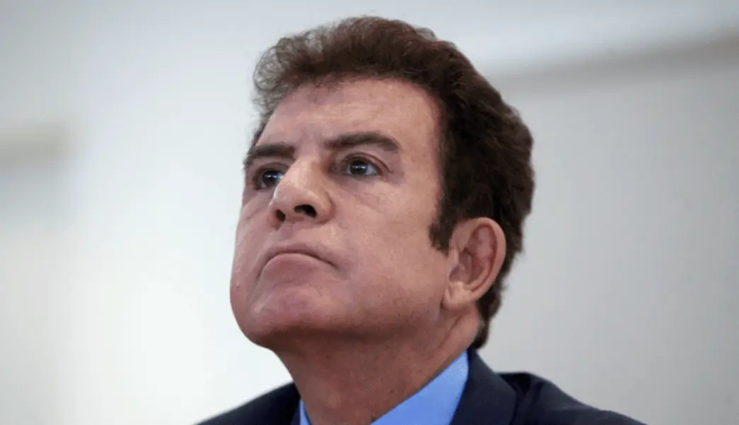 Tras presentar una segunda renuncia, Salvador Nasralla, el Congreso Nacional ha aceptado y han votado 97 diputados aceptando la misma.