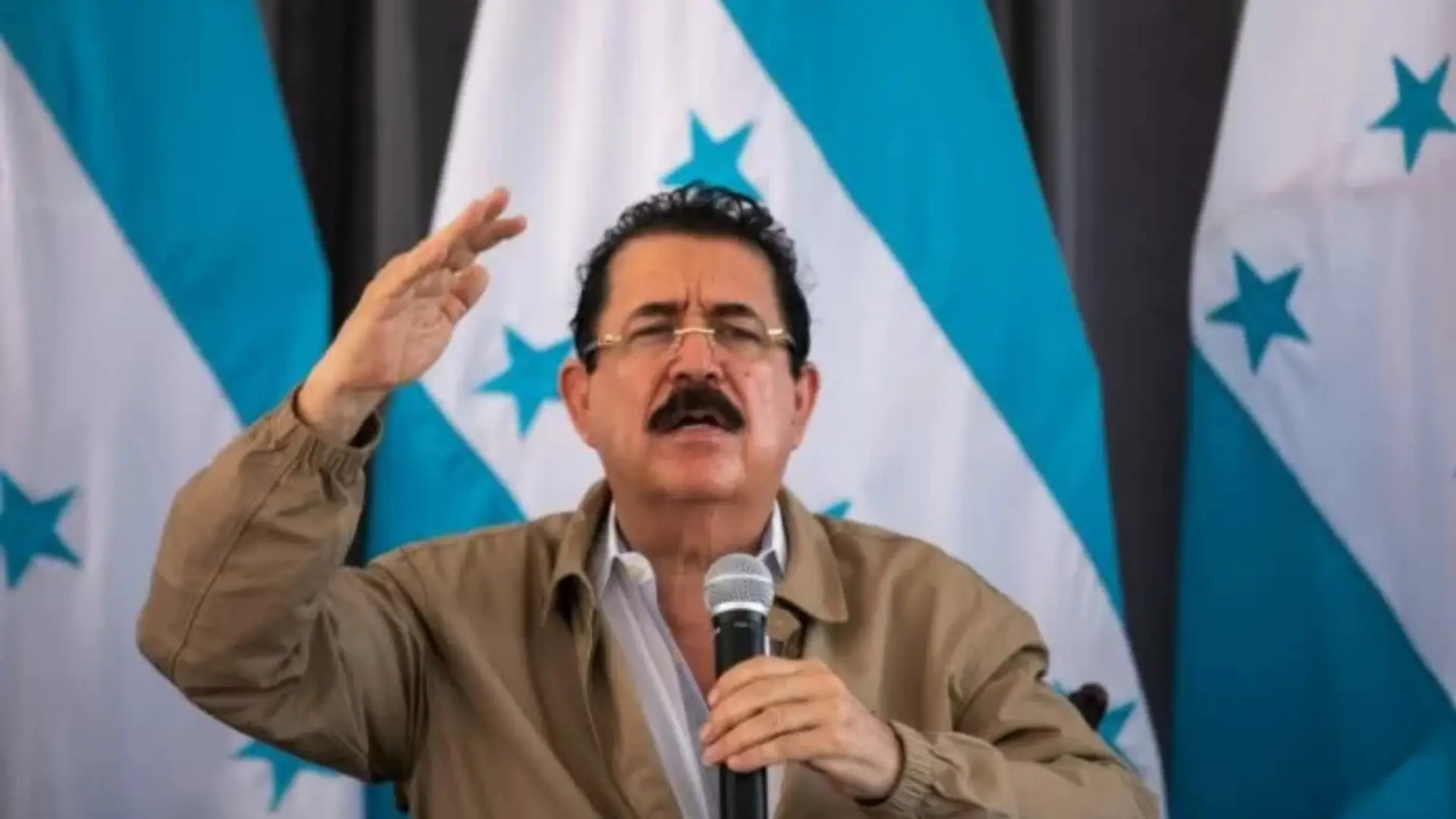 Coordinador de Libertad y Refundación el expresidente Manuel Zelaya invita a su militancia a manifestarse este 1 de mayo Día del Trabajador