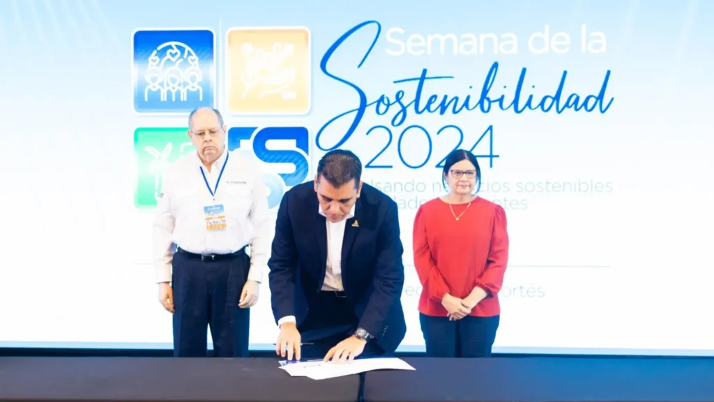 44 empresas de FUNDAHRSE firman Declaratoria Anticorrupción