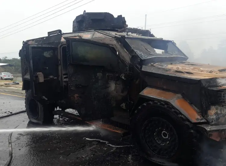 Se incendió un vehículo militar Black Mamba en la CA-5 por el valle de Amarateca.