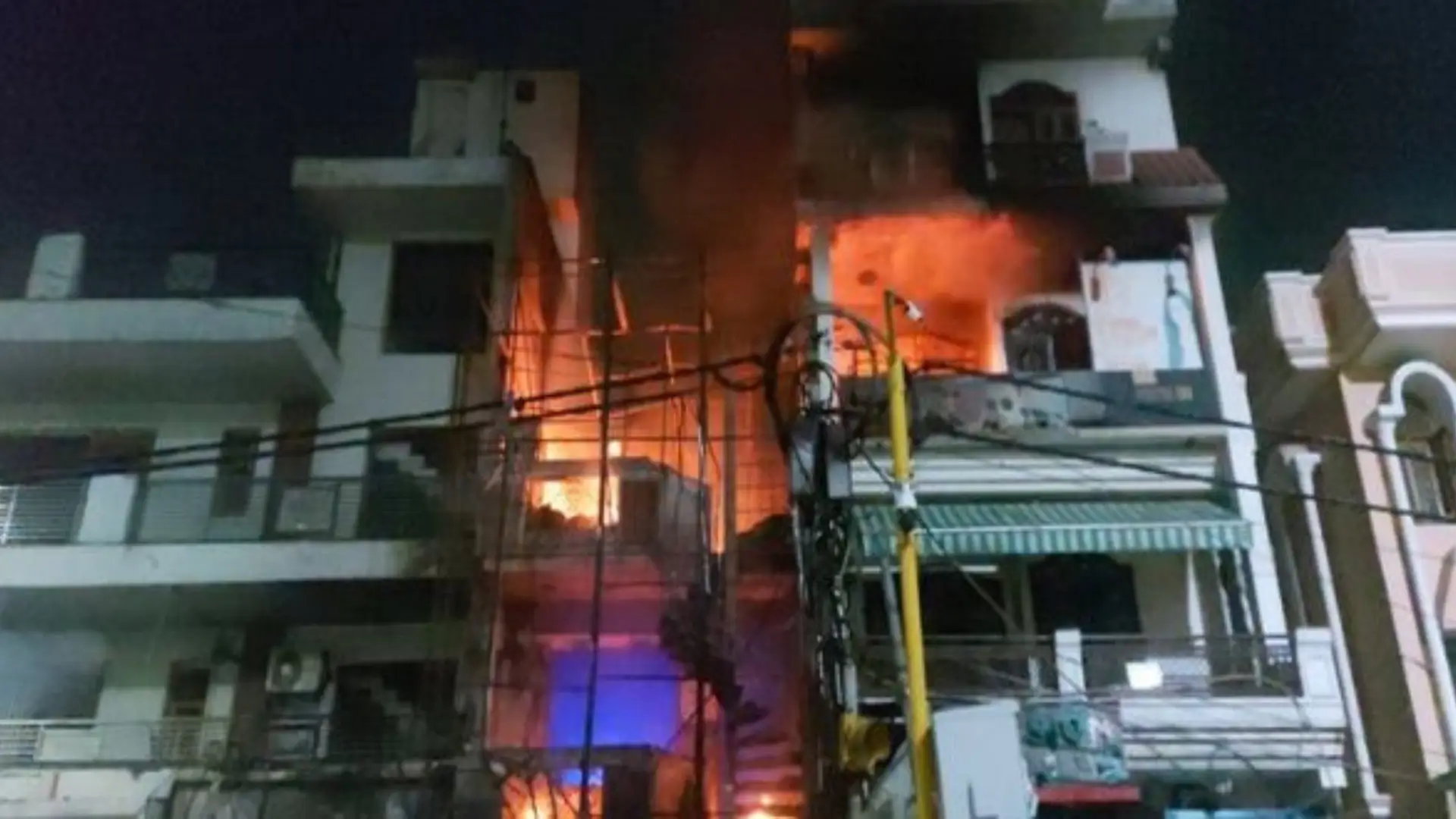 Durante el fin de semana se registró un fuerte incendio en un hospital infantil de la India, dejó al menos 7 bebés muertos y varios heridos; esto se sabe.