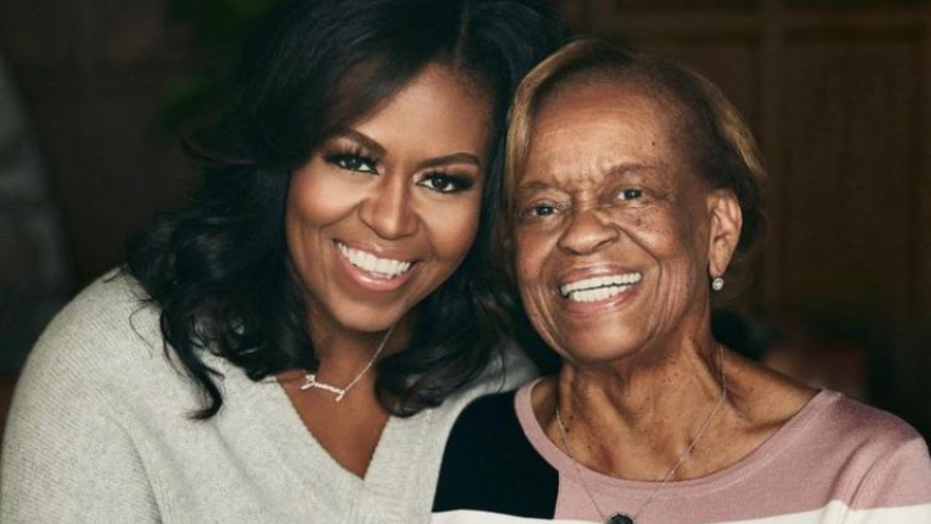 Marian Robinson, madre de la exprimera dama de Estados Unidos, Michelle Obama, falleció este viernes a los 86 años de edad.