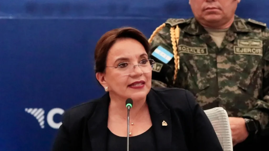 Consejo de Defensa y Seguridad declara emergencia en los bosques de Honduras y asignarán un presupuesto de 19 mil millones de lempiras para hacerle frente a este tema ambiental.