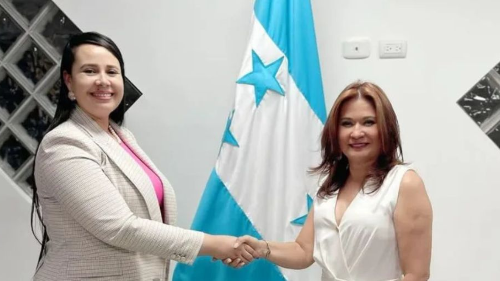 Tras la renuncia del doctor Carlos Aguilar, la doctora Yadira Álvarez Moreno asume la dirección del Instituto Hondureño de Seguridad Social.