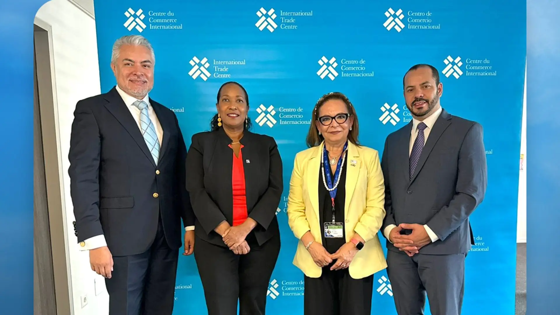 Autoridades del COHEP se reúnen con importantes directores de empresas en Ginebra Suiza.