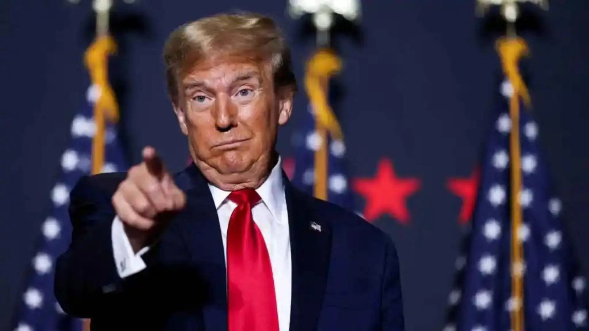 Durante su mandato en 2020, Donald Trump, menciono que el uso de la plataforma debía ser prohibido en el país por motivos de seguridad nacional.