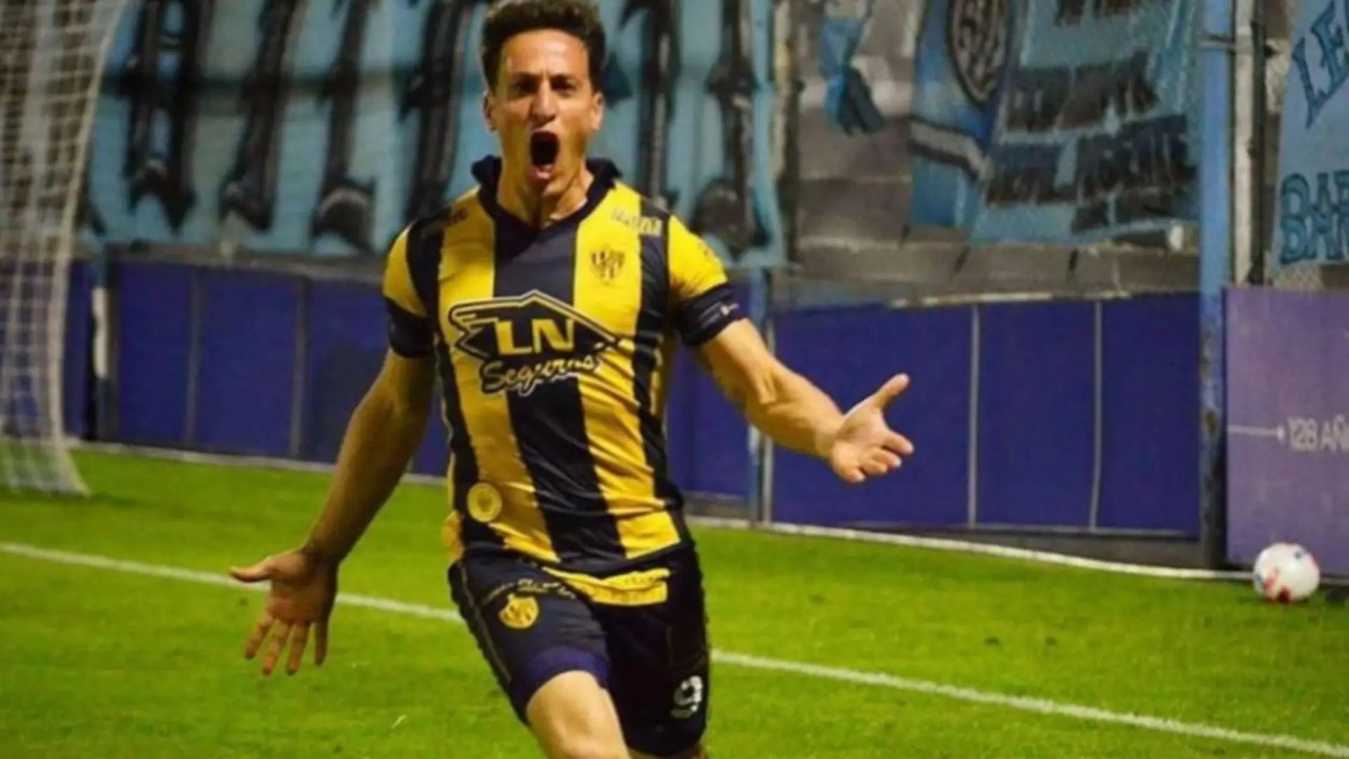 El Olimpia oficializó el fichaje del delantero argentino Ignacio Colombini para la siguiente campaña del torneo Apertura 2024 de la Liga Nacional de Honduras, el atacante de 32 años tiene seis meses sin jugar