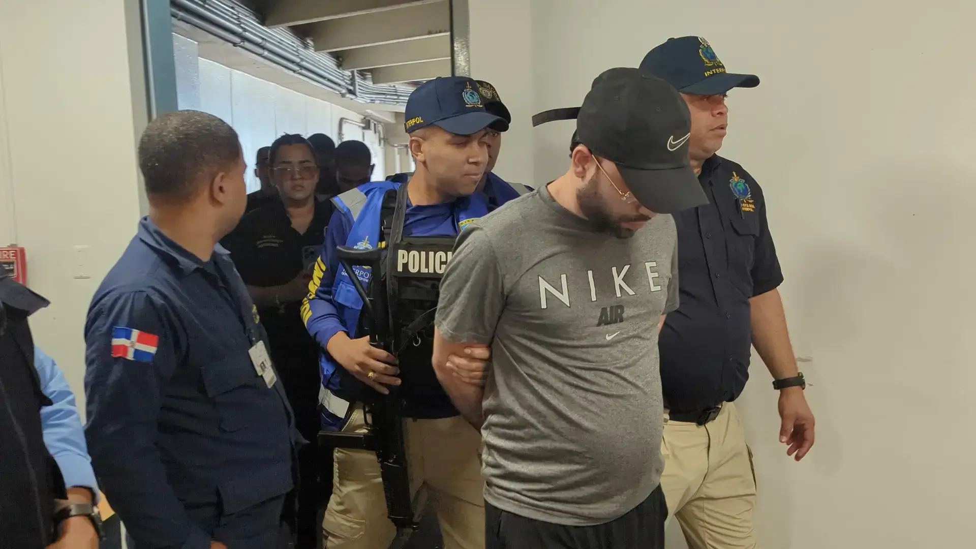 Gilbert Reyes es entregado a las autoridades hondureñas.