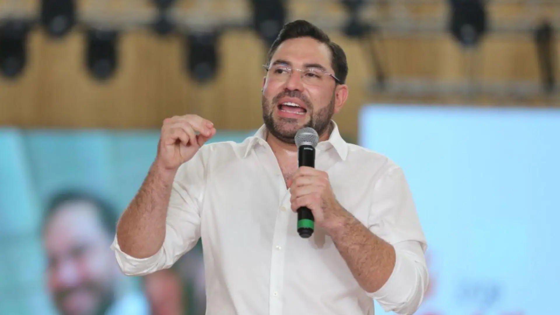 Jorge Cálix se opone a construcción de cárcel en Isla del Cisne.