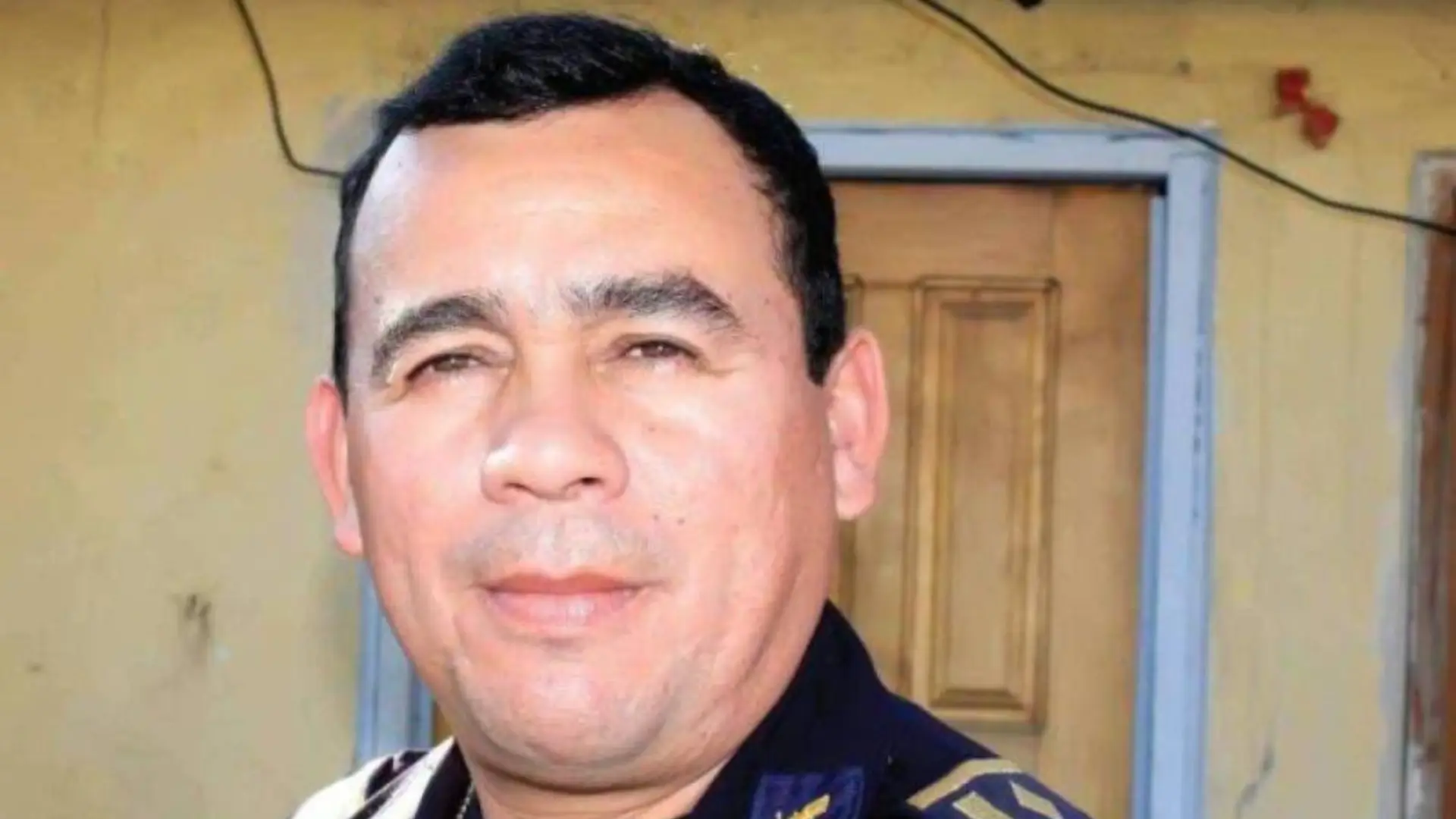 Mauricio Hernández Pineda exoficial de policía es condenado en EEUU a 15 años de prisión más cinco de libertad condicional por los delitos de narcotráfico.