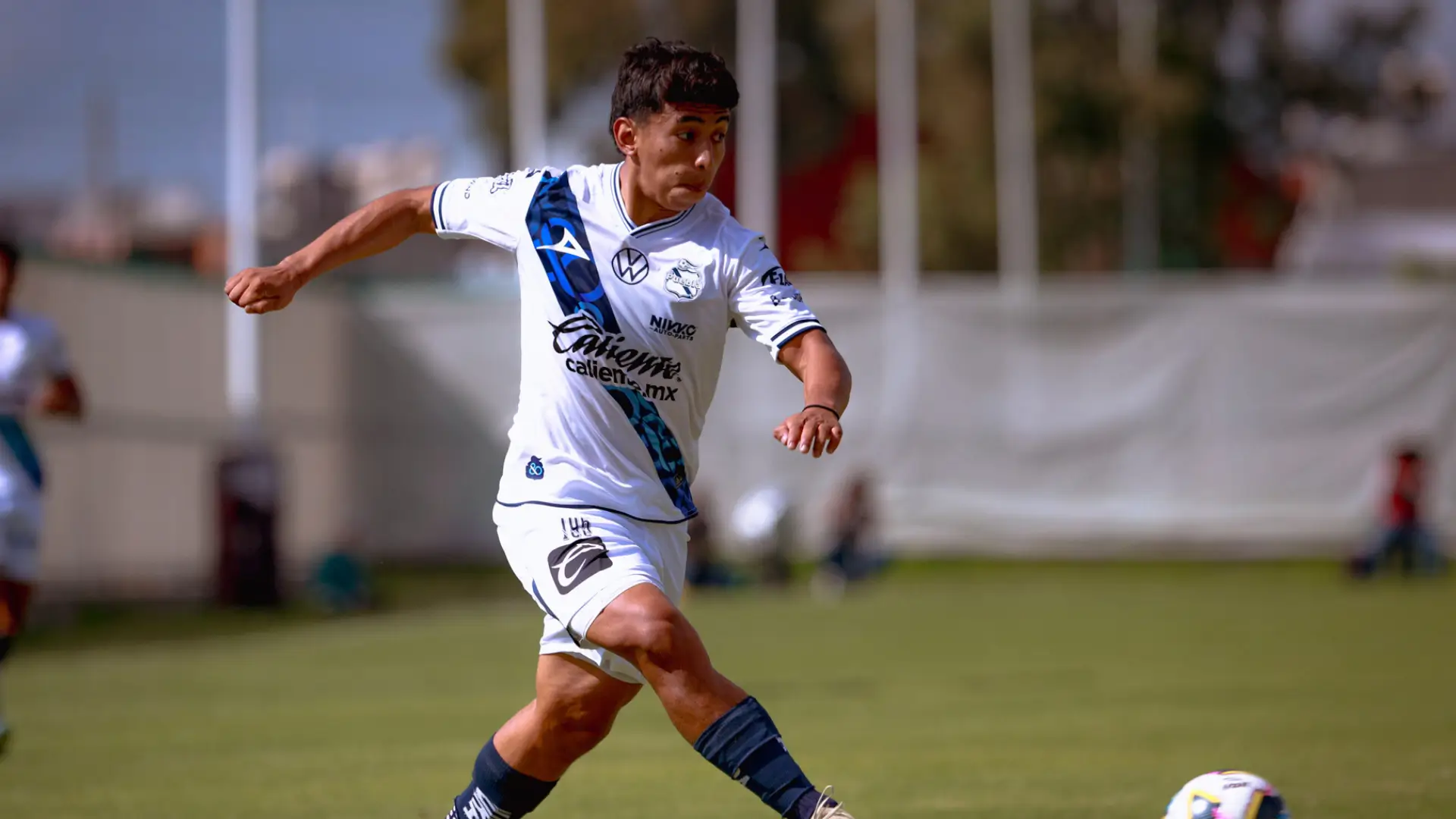 Puebla vs Leon este martes en la Liga MX por Tv Azteca Honduras.