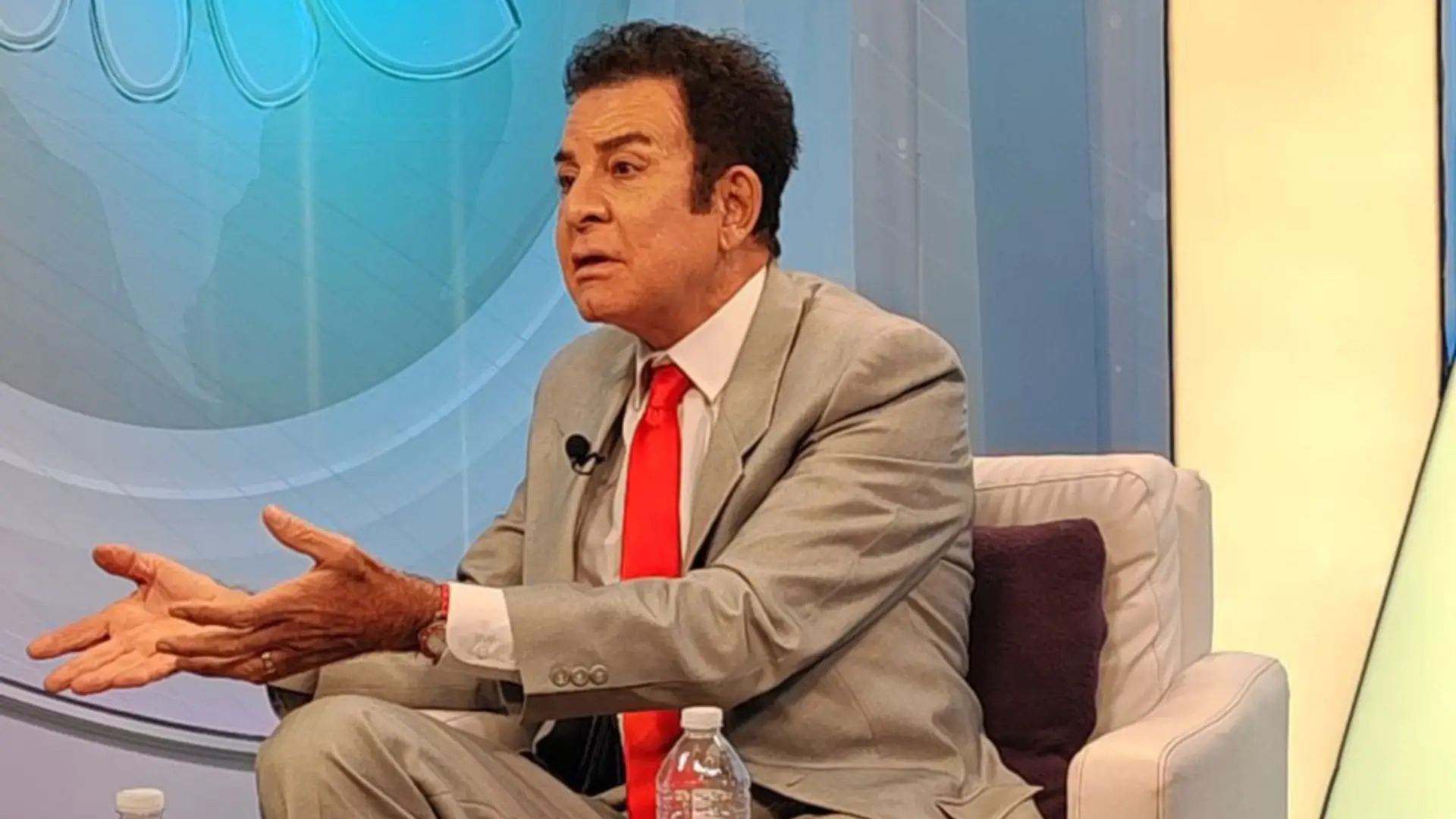 Salvador Nasralla en Hablemos Con Hechos de Tv Azteca Honduras.