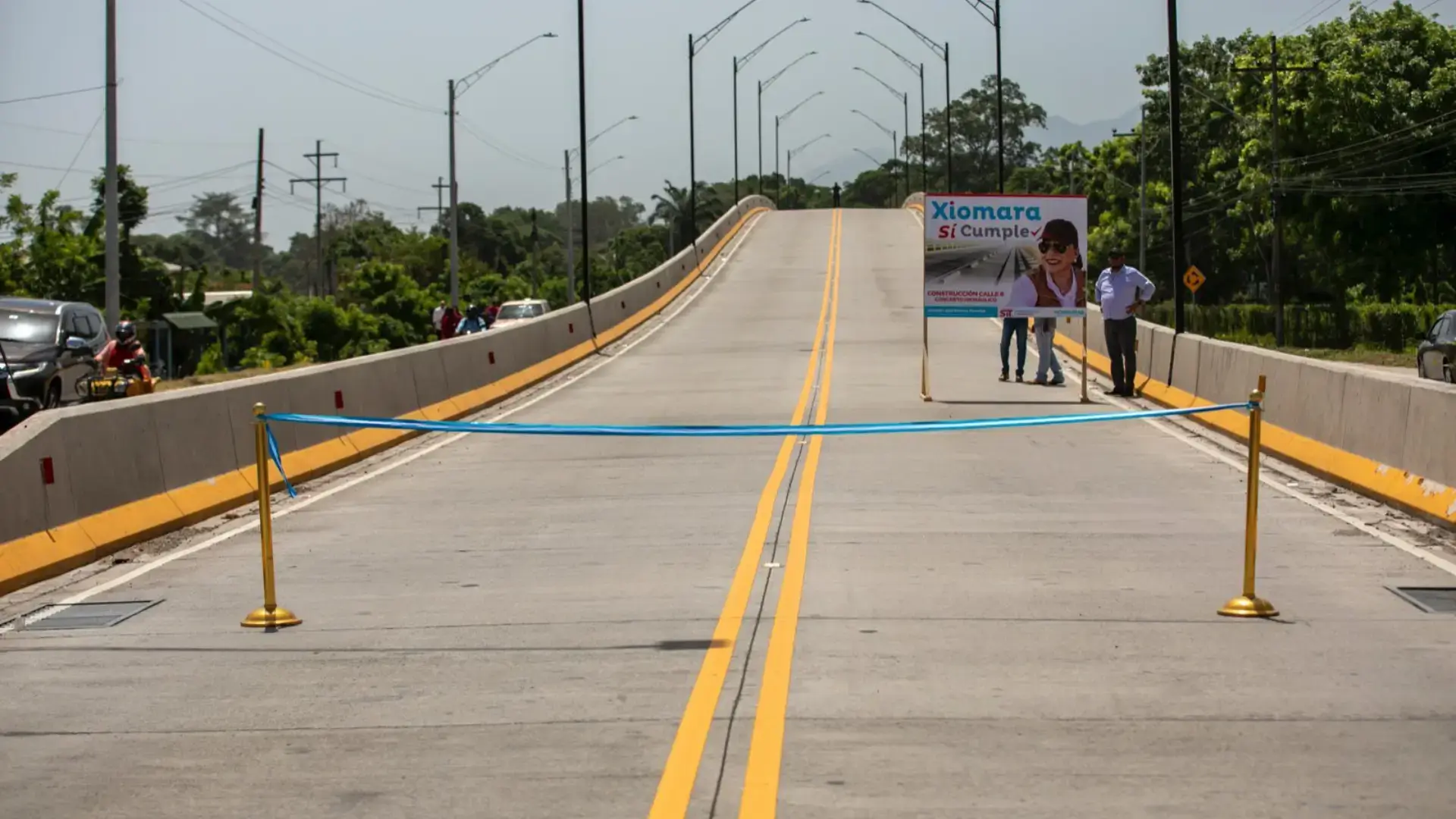 Xiomara Castro inaugura obra de infraestructura en La Ceiba.