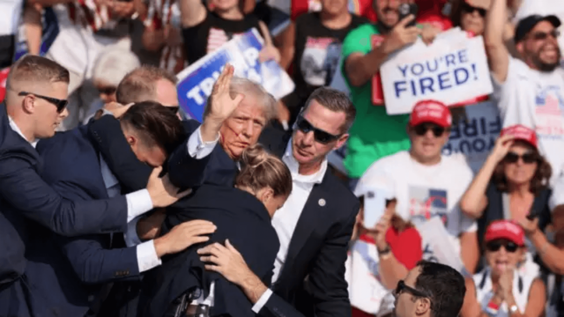 A más de un mes del intento de asesinato de Donald Trump, el FBI ha revelado fotos del rifle A-15 que fue disparado en pleno mitín.