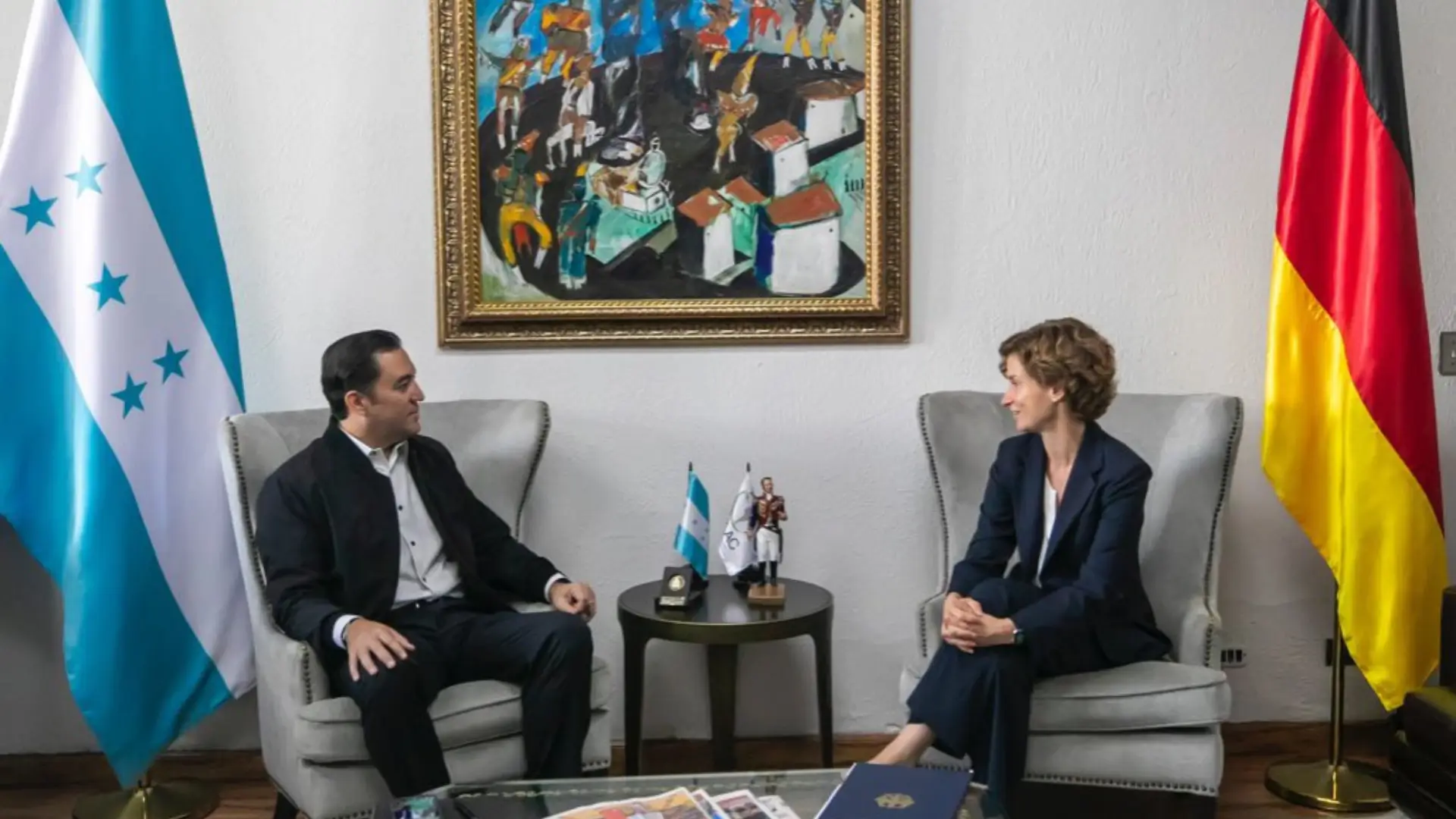 Honduras fortalece sus relaciones con Alemania.
