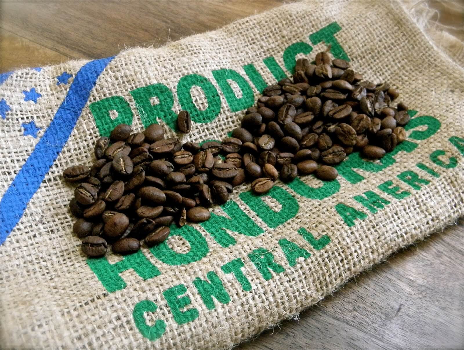 El mercado internacional del café ha experimentado un aumento significativo en los precios, alcanzando niveles históricos.