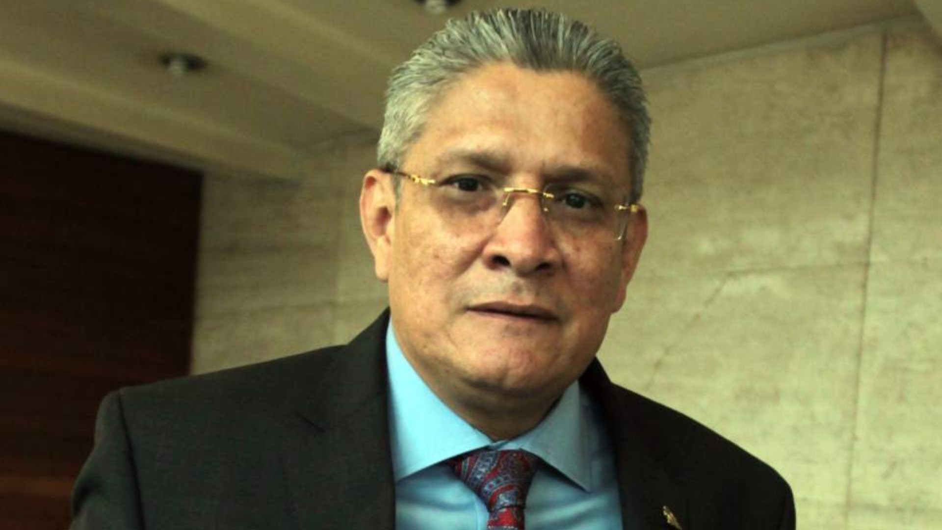 Esdras Amado López se defenderá el libertad