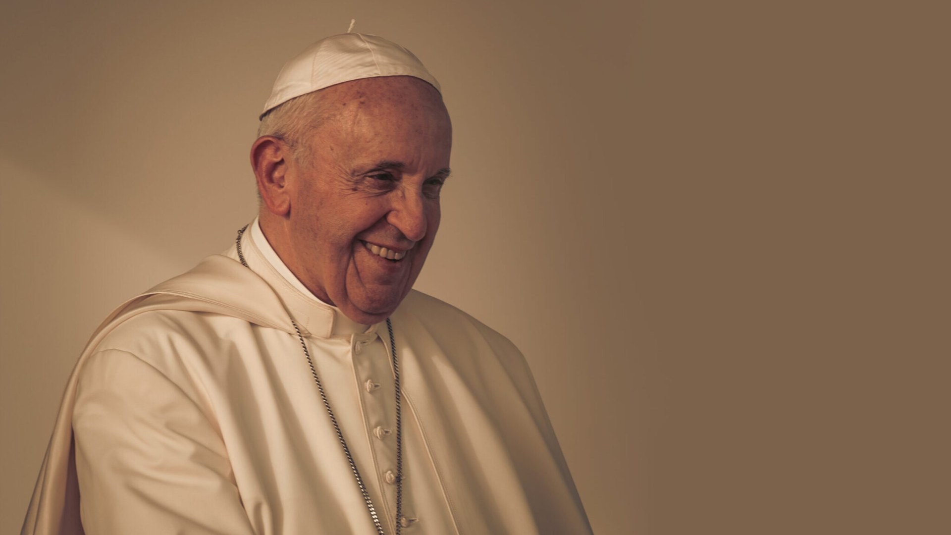 Médico del Papa Francisco revela su dramática lucha por salvarle la vida: "Sabía que podía morir, pero nadie se rindió"