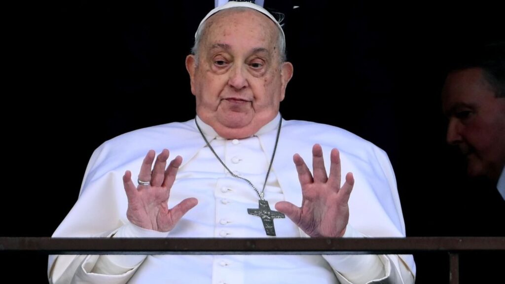 Papa Francisco y el impactante relato de su médico: "Podía morir"
