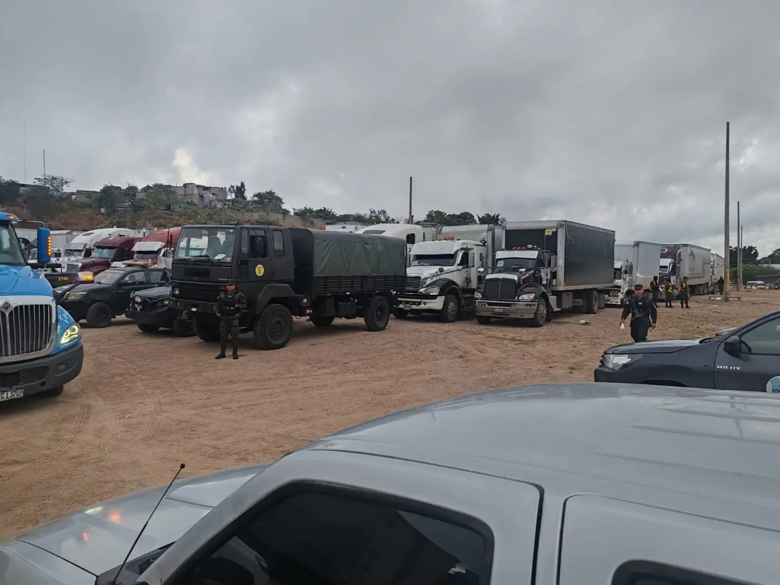 El Consejo Nacional Electoral (CNE) autorizó en las últimas horas el retorno de todos los camiones con material electoral desde el interior del país hasta la capital hondureña.