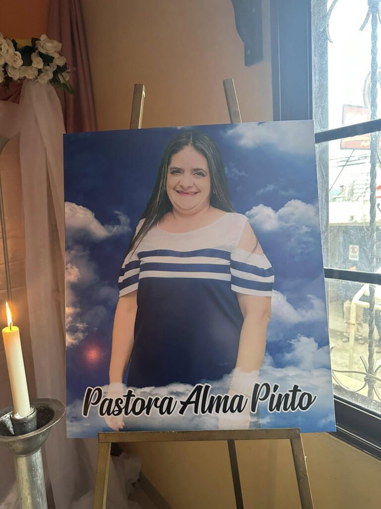 Pastora muere arrollada en Lempira cuando iba la iglesia (Galería)