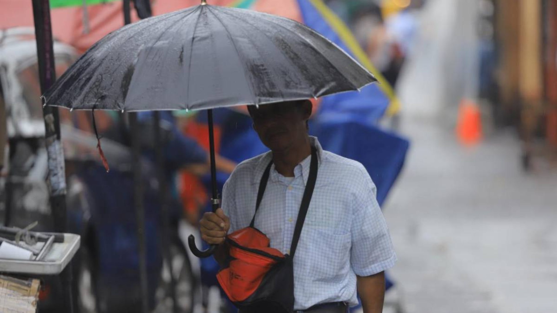 Vaguada dejará lluvias con actividad eléctrica este Martes Santo en estos departamentos
