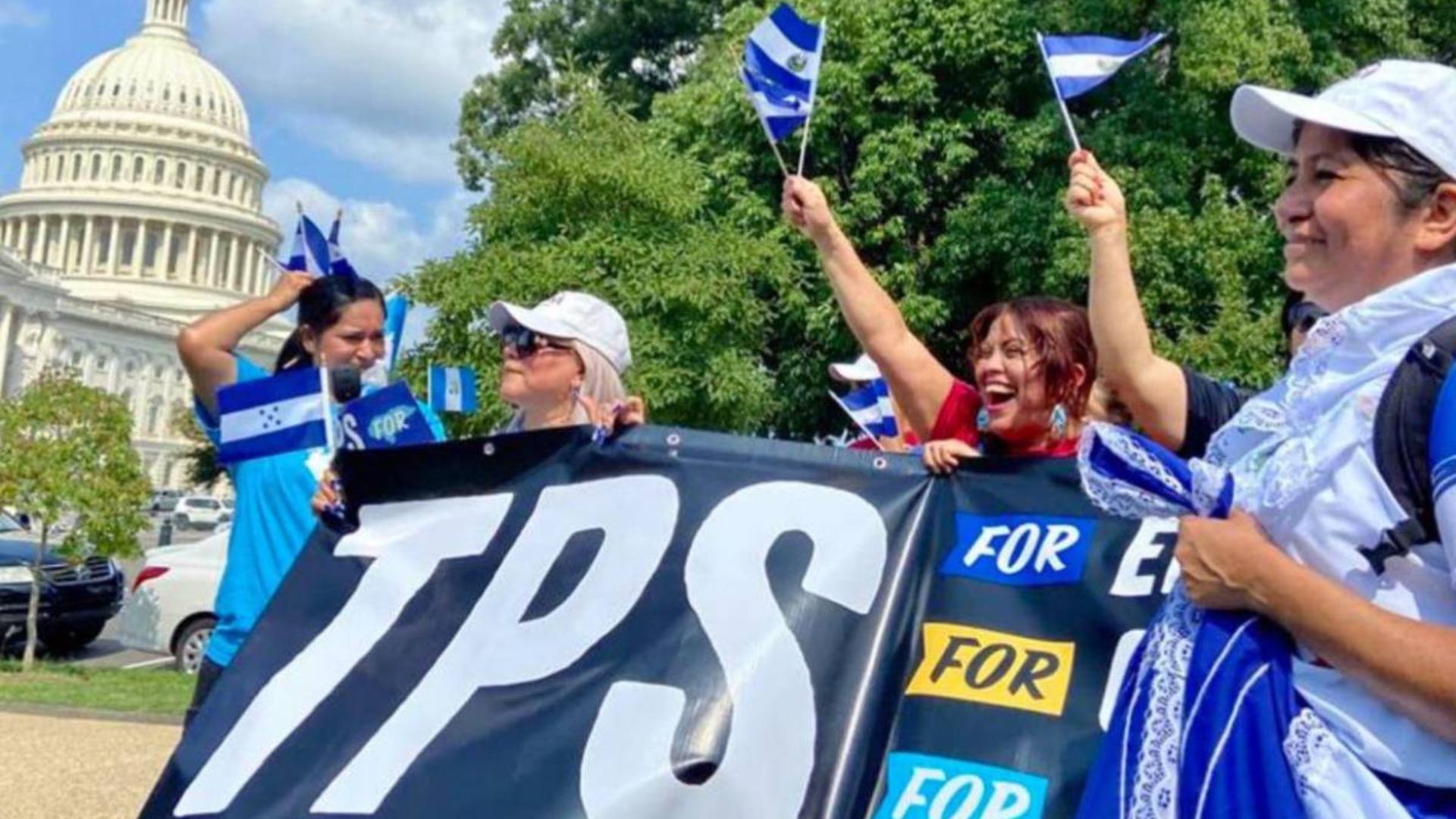 ¿Por qué El Salvador sí recibió extensión del TPS? Esto revela un informe reciente