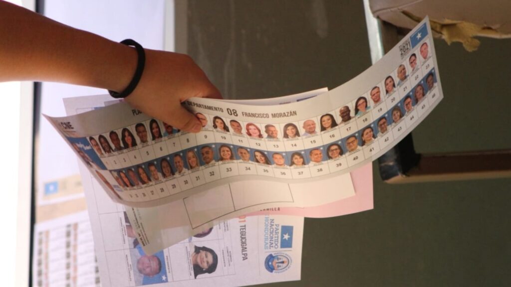 Elecciones generales 2025: ¿Sin foto en las papeletas electorales?