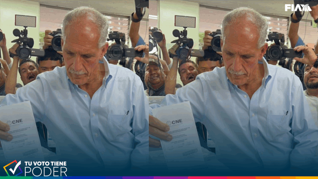 Nasry Asfura vota en las elecciones generales 2025