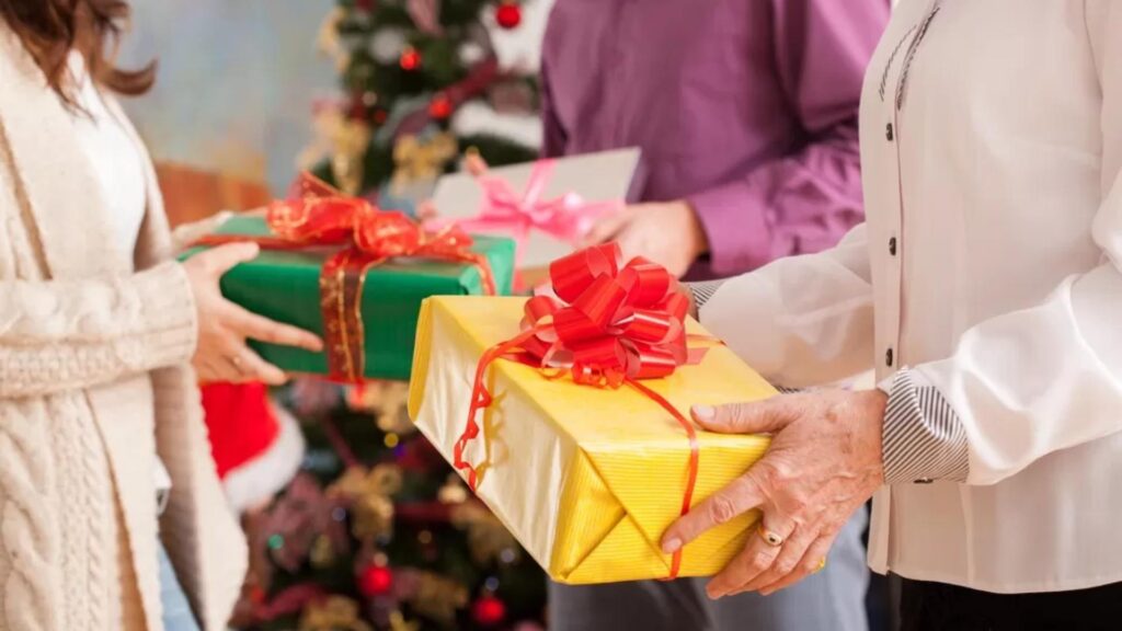 Intercambio de regalos en Navidad: origen y significado